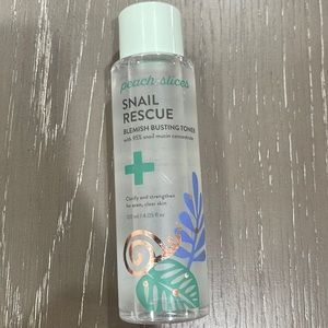 Peach Slices Snail Rescue Blemish Busting Toner